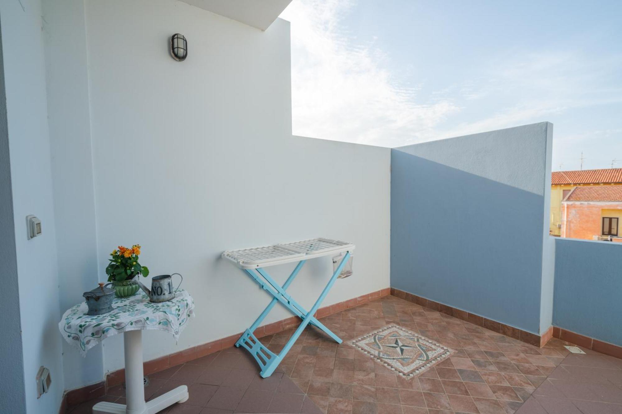 Il Faro Apartment Порто Торес Екстериор снимка